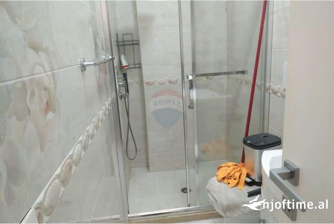 Shtepi me qera 1+1 ne Tirane - 450 Euro