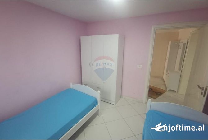 Shtepi me qera Apartament ne Tirane, 2+1, Mobilimi E mobiluar, Pagesa 650  Euro.