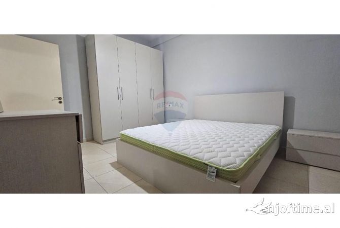 Shtepi me qera 1+1 ne Tirane - 450 Euro