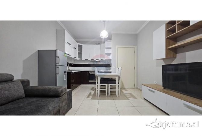 Shtepi me qera 1+1 ne Tirane - 450 Euro