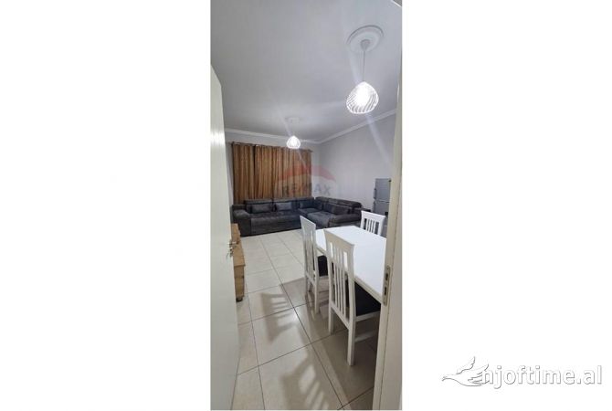 Shtepi me qera 1+1 ne Tirane - 450 Euro