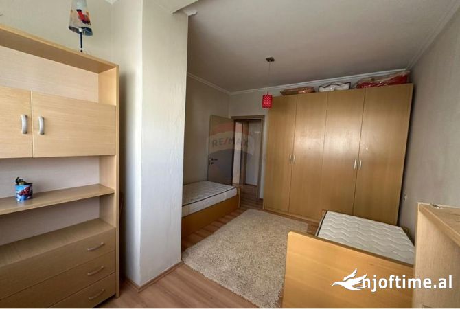 Shtepi me qera Apartament ne Tirane, 2+1, Mobilimi E mobiluar, Pagesa 600  Euro.