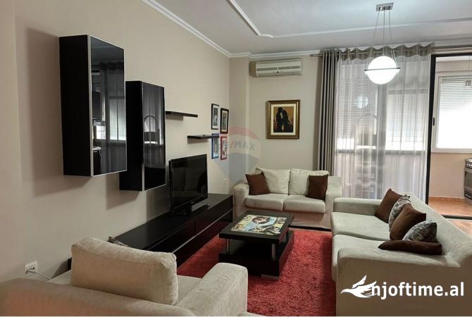 Shtepi me qera Apartament ne Tirane, 2+1, Mobilimi E mobiluar, Pagesa 600  Euro.