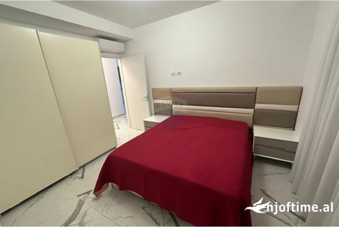 Shtepi me qera Apartament ne Tirane, 2+1, Mobilimi E mobiluar, Pagesa 750  Euro.