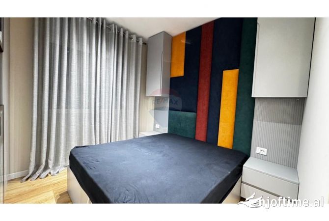 Shtepi me qera Apartament ne Tirane, 3+1, Mobilimi E mobiluar, Pagesa 1,000  Euro.