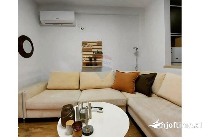 Shtepi me qera 1+1 ne Tirane - 650 Euro