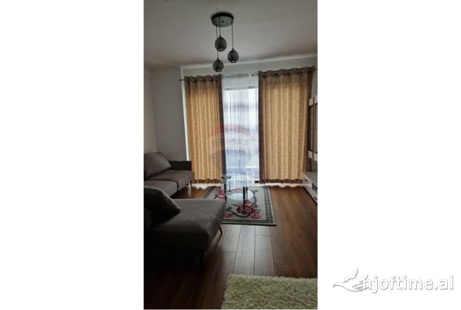 Shtepi me qera 1+1 ne Tirane - 550 Euro