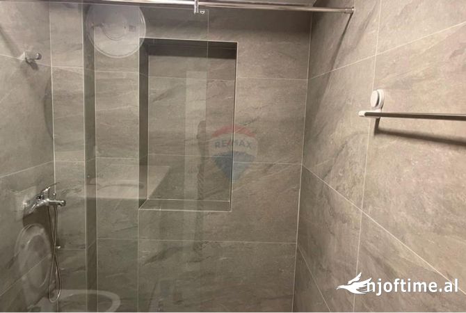 Shtepi me qera Apartament ne Tirane, 1+1, Mobilimi E mobiluar, Pagesa 550  Euro.