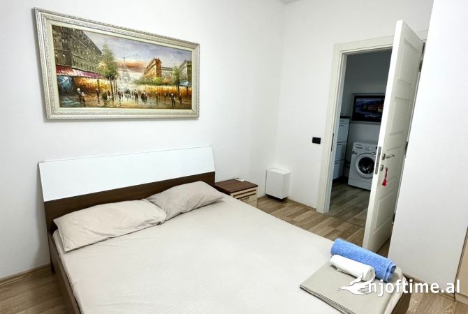 Shtepi me qera 2+1 ne Tirane - 750 Euro