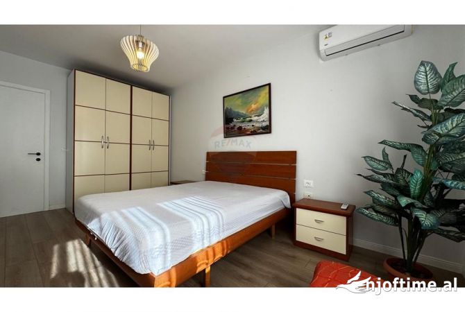 Shtepi me qera Apartament ne Tirane, 1+1, Mobilimi E mobiluar, Pagesa 700  Euro.