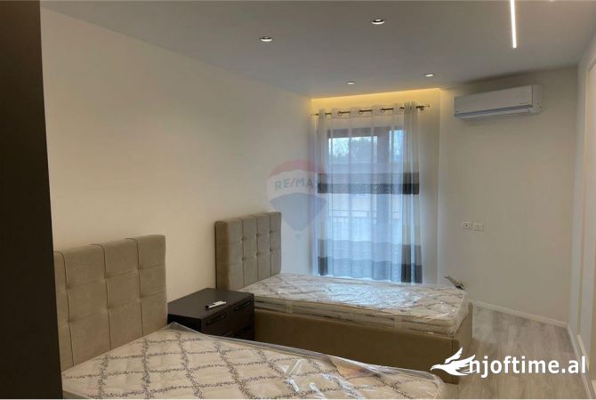 Shtepi me qera Apartament ne Tirane, 2+1, Mobilimi E mobiluar, Pagesa 700  Euro.