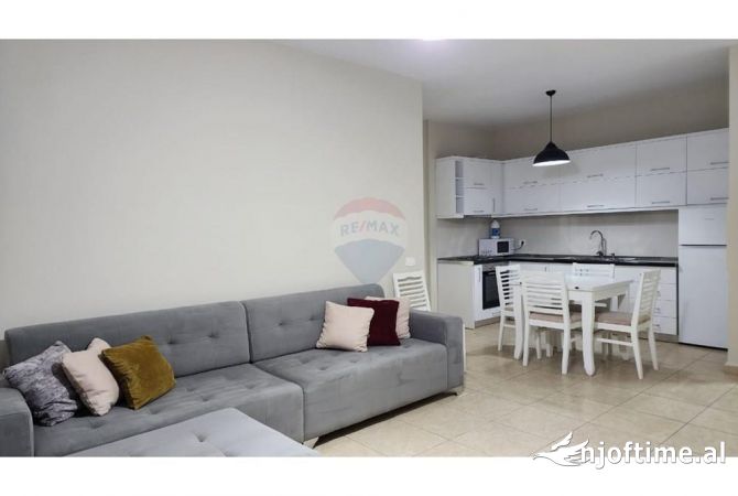 Shtepi me qera 1+1 ne Tirane - 650 Euro