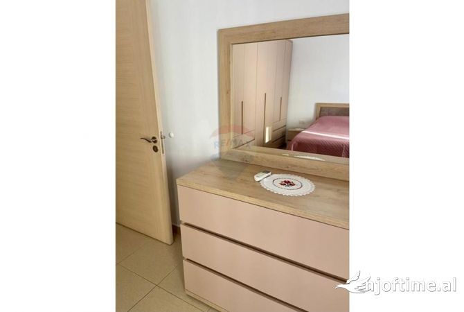 Shtepi me qera 1+1 ne Tirane - 550 Euro