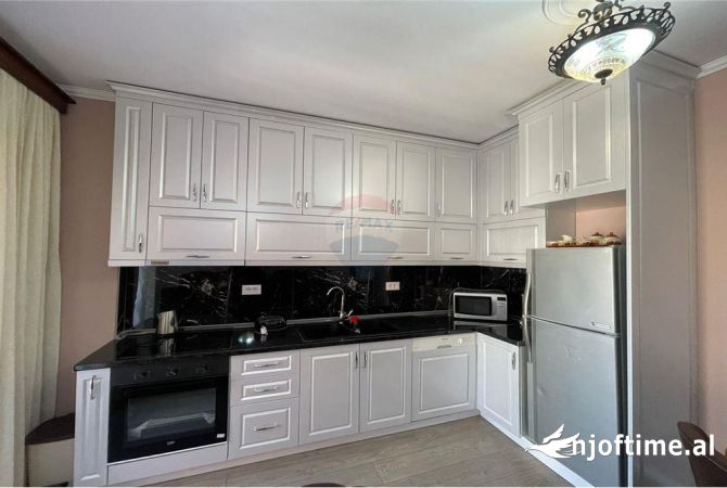 Shtepi me qera 1+1 ne Tirane - 650 Euro