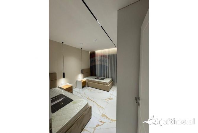 Shtepi me qera Apartament ne Tirane, 2+1, Mobilimi E mobiluar, Pagesa 600  Euro.