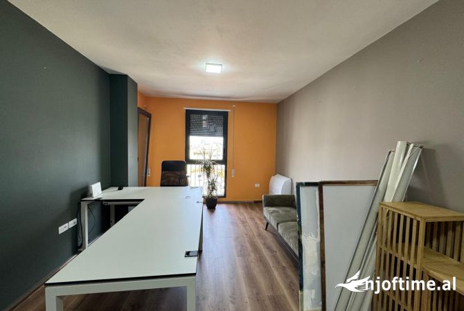 Jepet zyre me qira tek olimpiku prane Komunes se Parisit