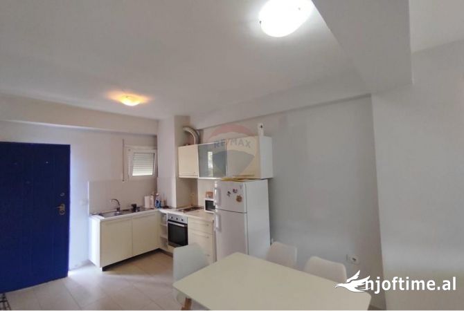 Shtepi me qera Apartament ne Tirane, 1+1, Mobilimi E mobiluar, Pagesa 450  Euro.