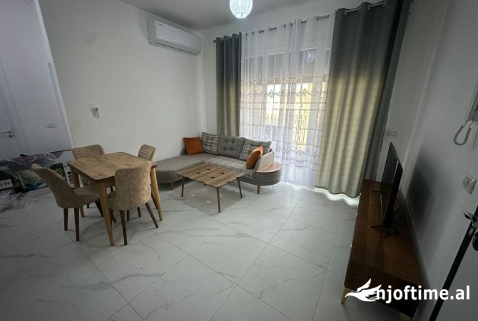 Shtepi me qera 1+1 ne Tirane - 550 Euro