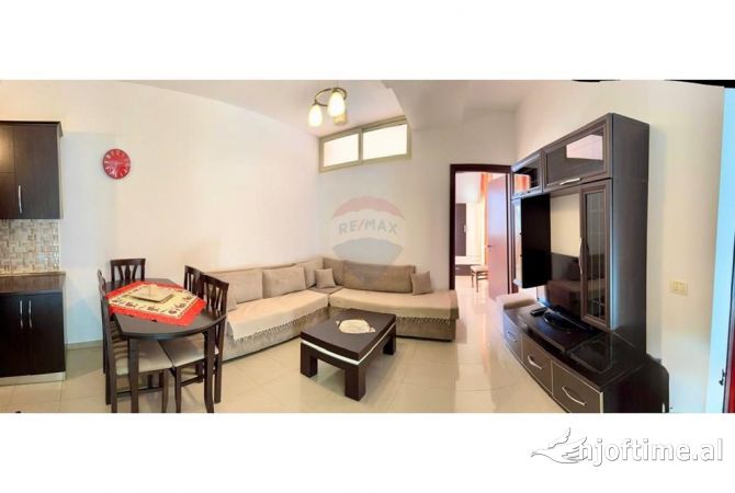 Shtepi me qera 2+1 ne Tirane - 450 Euro