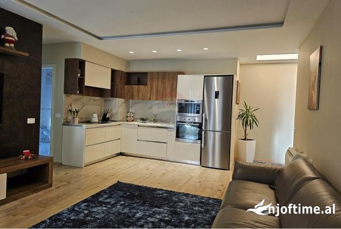 Shtepi ne shitje 2+1 ne Tirane - 245,000 Euro