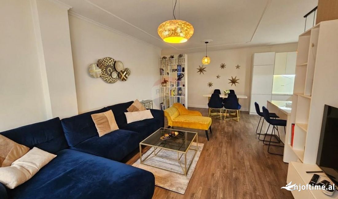 Shtepi me qera Apartament ne Tirane, 2+1, Mobilimi E mobiluar, Pagesa 1,200  Euro.