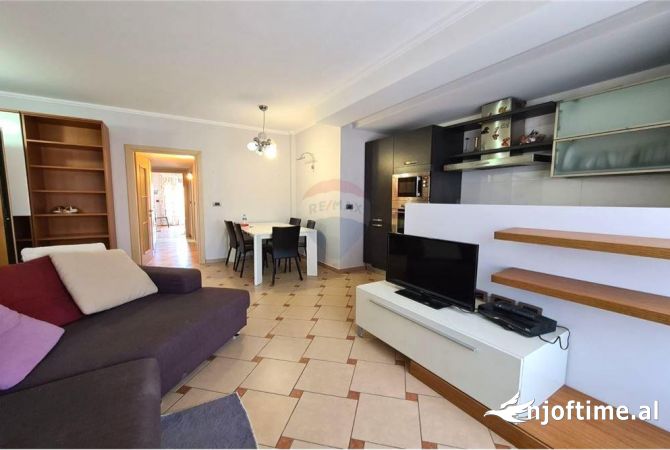 Shtepi me qera 2+1 ne Tirane - 600 Euro