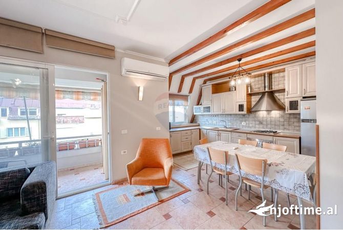 Shtepi me qera 2+1 ne Tirane - 750 Euro