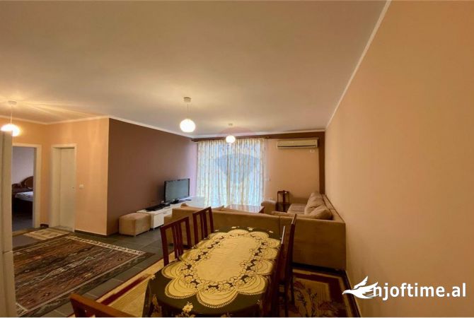 Shtepi me qera 1+1 ne Tirane - 350 Euro