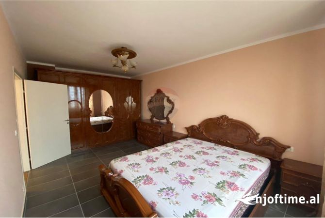 Shtepi me qera Apartament ne Tirane, 1+1, Mobilimi E mobiluar, Pagesa 350  Euro.