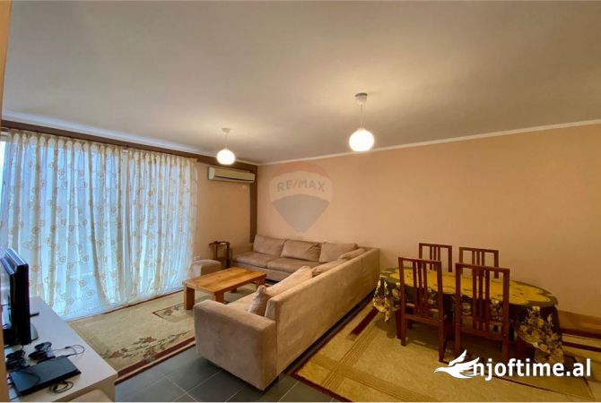 Shtepi me qera 1+1 ne Tirane - 350 Euro