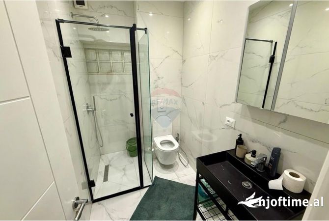 Shtepi me qera Apartament ne Tirane, 2+1, Mobilimi E mobiluar, Pagesa 600  Euro.