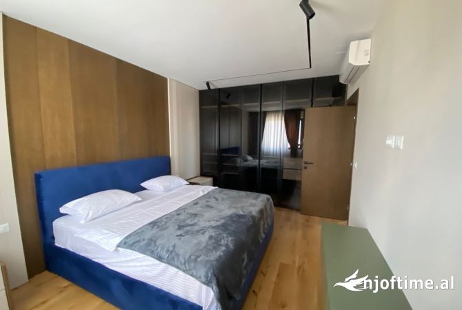 Shtepi me qera 2+1 ne Tirane - 630 Euro