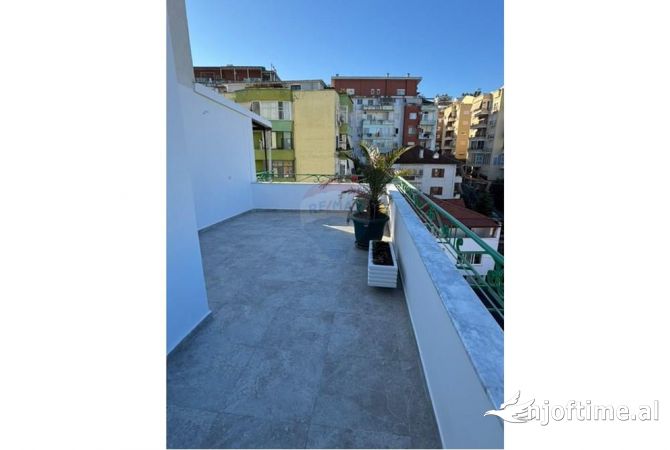 Shtepi ne shitje 2+1 ne Tirane - 265,000 Euro