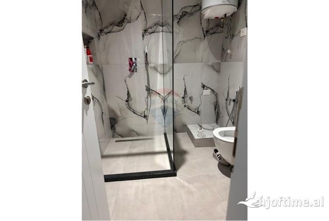 Shtepi me qera Apartament ne Tirane, 2+1, Mobilimi E mobiluar, Pagesa 600  Euro.