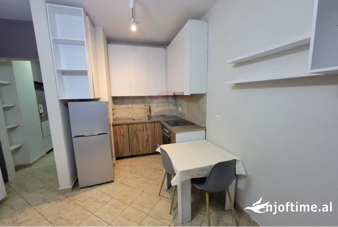 Shtepi me qera Garsoniere ne Tirane - 350 Euro