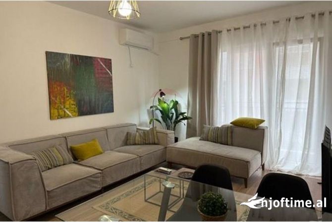 Shtepi me qera 1+1 ne Tirane - 430 Euro