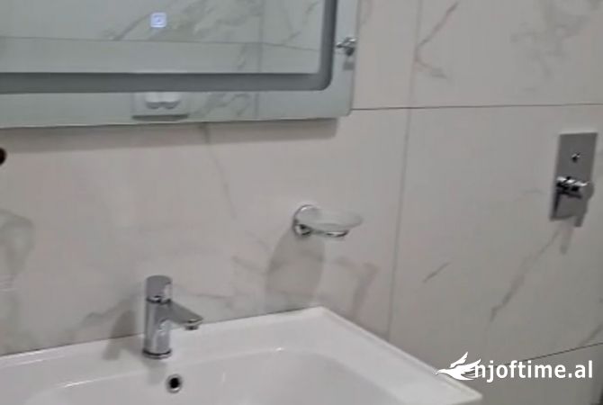 Shtepi me qera 2+1 ne Tirane - 500 Euro