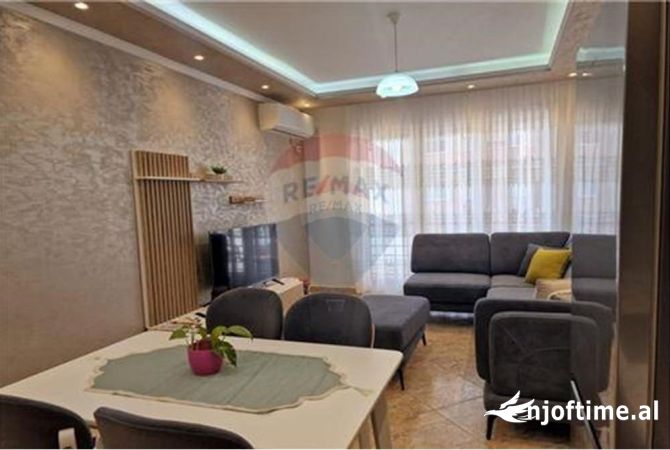 Shtepi me qera 2+1 ne Tirane - 800 Euro