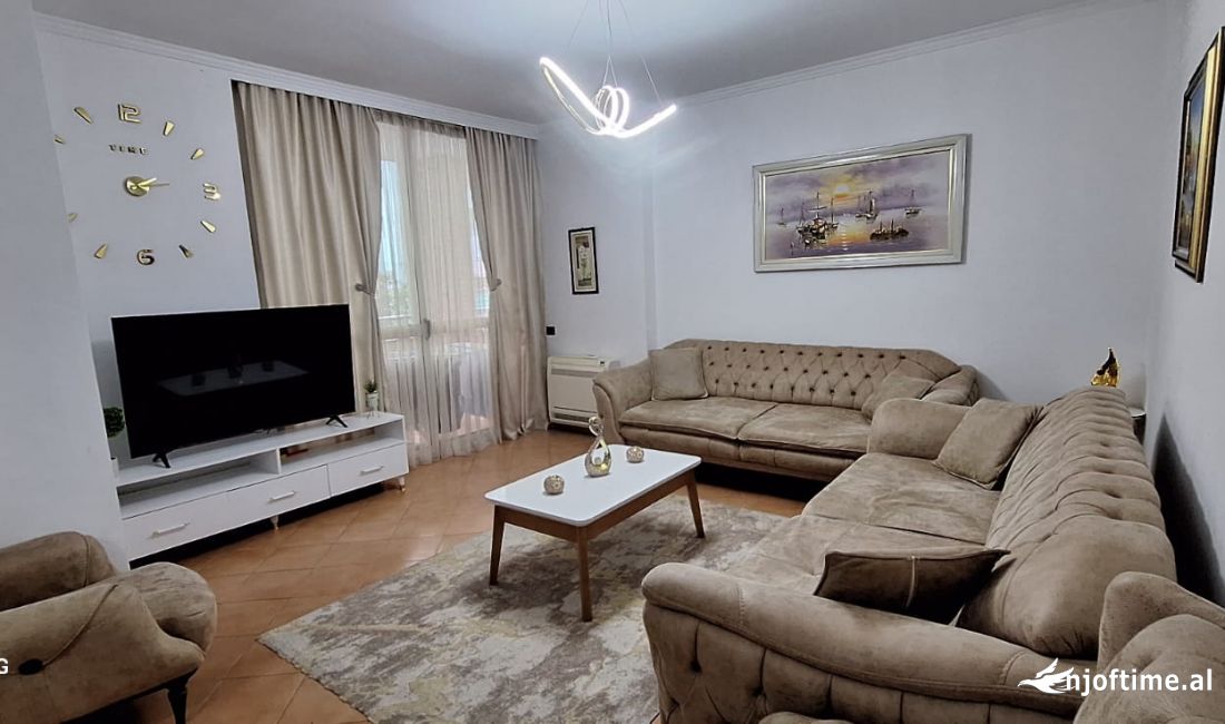 Shtepi me qera Apartament ne Tirane, 2+1, Mobilimi E mobiluar, Pagesa 750  Euro.