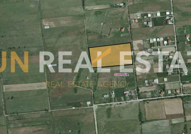 Truall ose Toke  ne Shkoder - 8,000,000 Leke