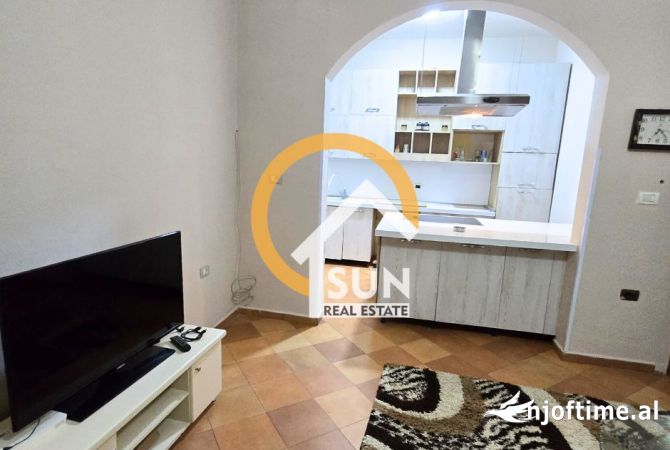 Shtepi me qera 2+1 ne Shkoder - 35,000 Leke