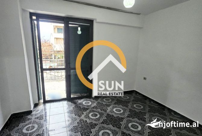 Shtepi me qera 2+1 ne Shkoder - 30,000 Leke