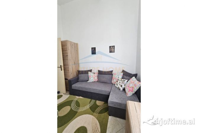 Shtepi ne shitje Apartament ne Durres, 2+1, Mobilimi E mobiluar, Pagesa 129,000  Euro.