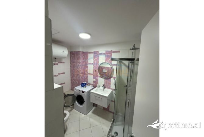 Shtepi me qera Apartament ne Durres, 1+1, Mobilimi E mobiluar, Pagesa 600  Euro.