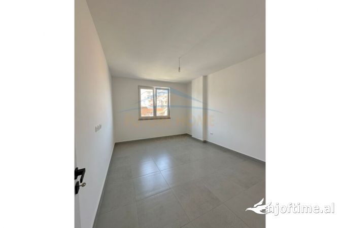 Shtepi ne shitje 1+1 ne Durres - 148,000 Euro