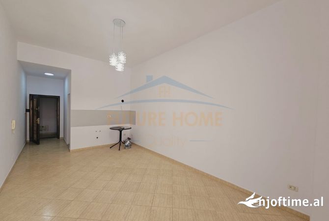Shtepi ne shitje Garsoniere ne Durres - 470,000 Euro
