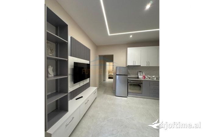 Shtepi me qera 1+1 ne Durres - 300 Euro