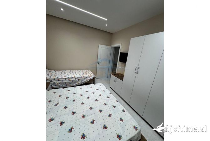 Shtepi me qera 1+1 ne Durres - 300 Euro
