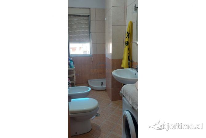 Shtepi me qera Apartament ne Durres, 1+1, Mobilimi E mobiluar, Pagesa 300  Euro.