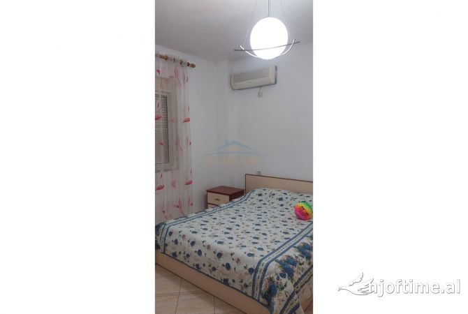 Shtepi me qera Apartament ne Durres, 1+1, Mobilimi E mobiluar, Pagesa 300  Euro.